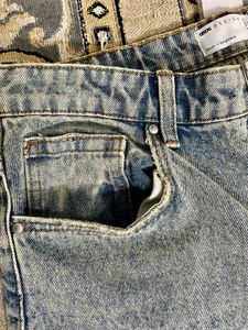 ASOS DESIGN Lightly Washed Baggy Jeans