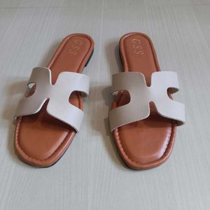 Stylish Beige & Tan Flat Sandals