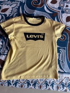 Levi's Yellow T-Shirt