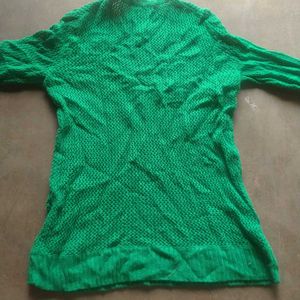 Chic Green Textured Knit Sweater