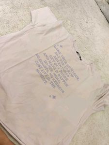 Globus Graphic T-Shirt