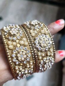 Pearl & Stone gold Bangles