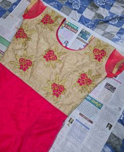 Heavy work and Elegant Pink &amp; Gold Anarkali set