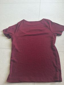 Maroon Ribbed Cut-Out Tee
