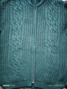 UNISEX Cozy Green Knitted Sweater 💚
