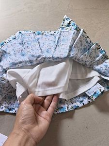 Floral Pleated Mini Skirt