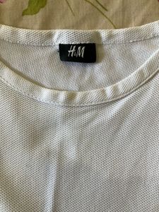 H&amp;M White Basic T-Shirt
