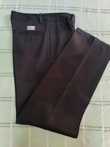 New Men Trouser, Walls Br Of Oman, 30" Waist, 43"