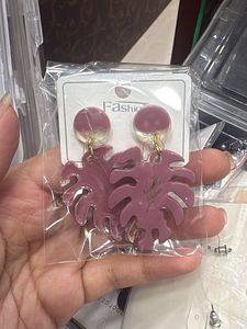 Fashionable Leaf Drop Earrings