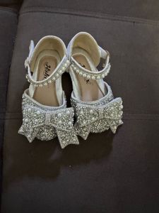 Sparkly Bow Sandals for Girls