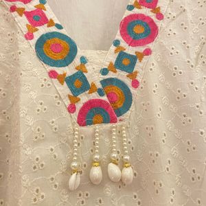 White Embroidered Chikankari Kurta