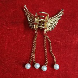 Combo of butterfly claw with earring