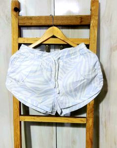 Cute Leaf Print Lounge Shorts Size-28-30