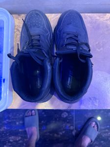 Asian Men's High-Top Sneakers