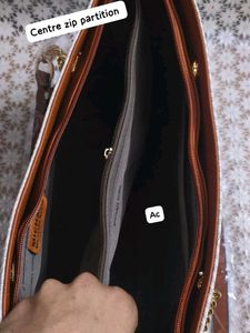 Michael Kors Tote Bag - Classic Signature Print