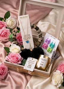girls cute hampers 💐📦🤗💓
