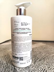 Dermafique Aqua Surge Body Serum - 300 ML