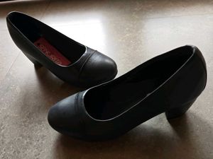 New Classic Women Black Pumps