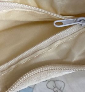 hand bag