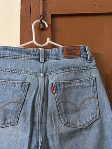 Light Wash Denim Jeans