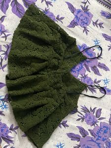 Chic Green Lace Crop Top