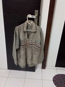 Vintage Patterned Zip-Up Jacket