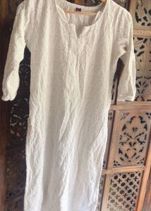 Elegant White Chikankari Kurta