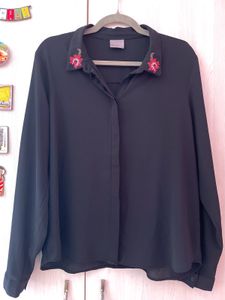 Vero Moda Embroidered Collar Black Shirt