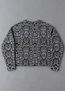 BLACK &amp; WHITE ABSTRACT PRINT SWEATER