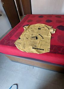 Men's half sleeves shirt