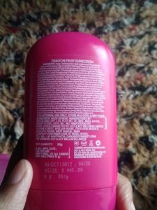 Dot &amp; Key Dragon Fruit Bounce Sunscreen SPF 50+