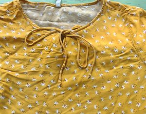 Women's Yellow Floral Tie-Neck Boxy top