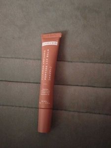 Cosmetics bundle