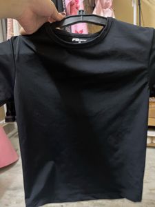 Basic Black Crop Top♠️