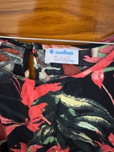 Vibrant Floral Print Tunic Top 🍎🕋🔆
