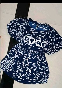 Cute Navy Blue 'COCO' Leaf Print T-Shirt
