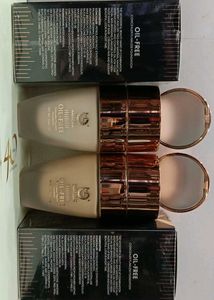 Exclusive offer 🫴❤️Matt Look Oil-Free Foundation