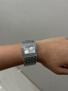Sparkling Guess Watch
