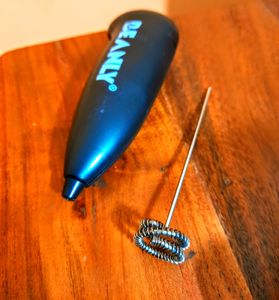 Portable Milk And Coffee Frother