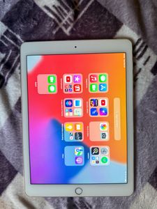 Apple iPad
