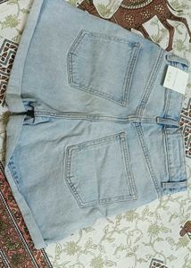 ZARA Brand New Shorts