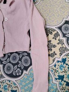 Chic Pink Cropped Cardigan