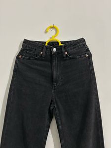 H&amp;M Black straight Jeans