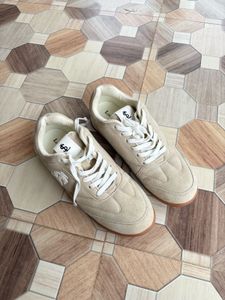 Louis sticth casual shoes