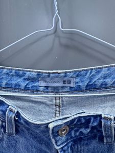Uniqlo baggy blue jeans