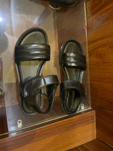 Stylish Black Flat Sandals