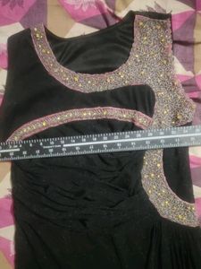 Beautifull Party Wear Black Dress Is Here For Youu Guys...💫for Slim Girls 💛