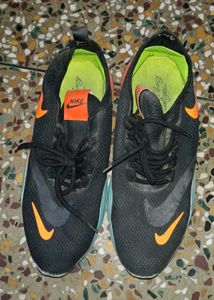 Stylish Sports Shoes For Men