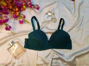 🇳🇿💫🎀Green Lace Padded Bra