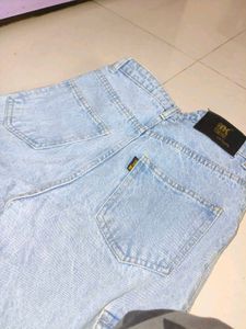 “Trendy High Waist Cargo Jeans – Light Blue Denim